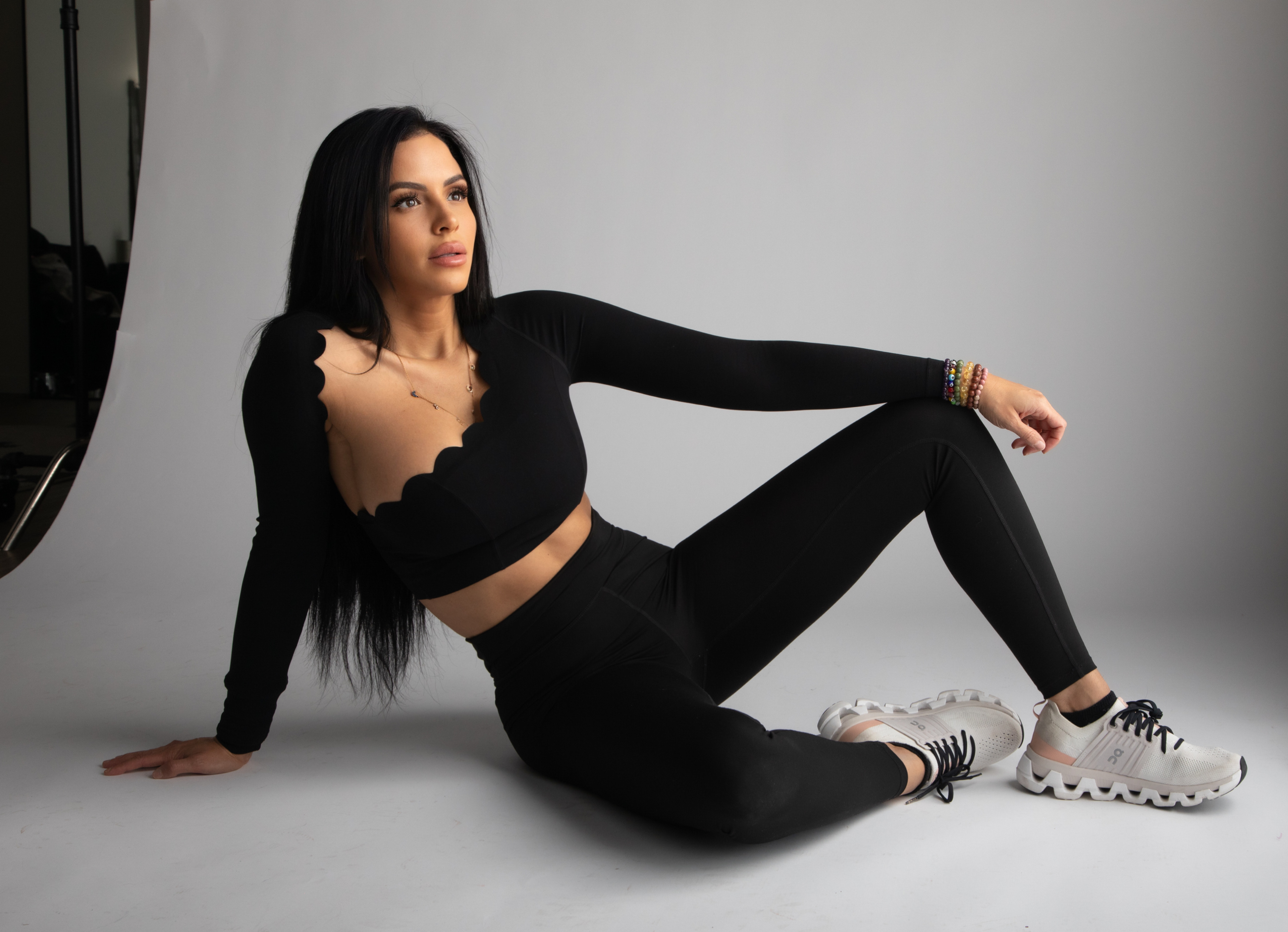 How to Choose the Right Long Sleeve Crop Top for Your Body Type.