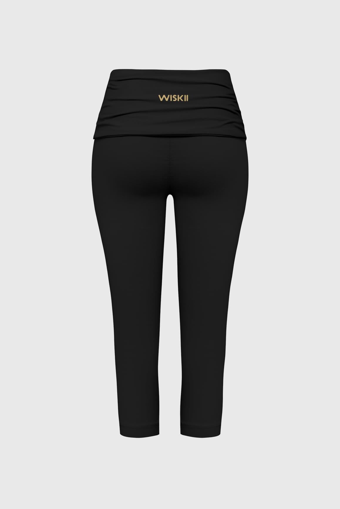 WISKII Riviera 低腰卡普里款黑色leggings,由模特兒展示,採用貼身剪裁與舒適彈性面料。
