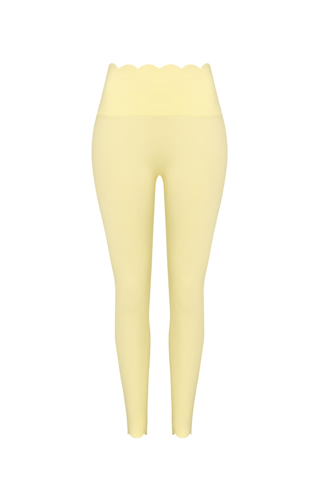 WISKII high-waist scallop scrunch legging in Sakura Zen, featuring a stylish scalloped waistband and comfortable fit.