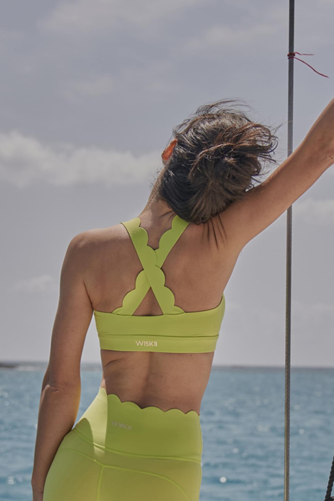 Cross Back Sports Bra.