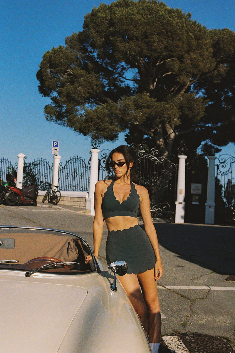 V-Cut Scallop Halter Bra