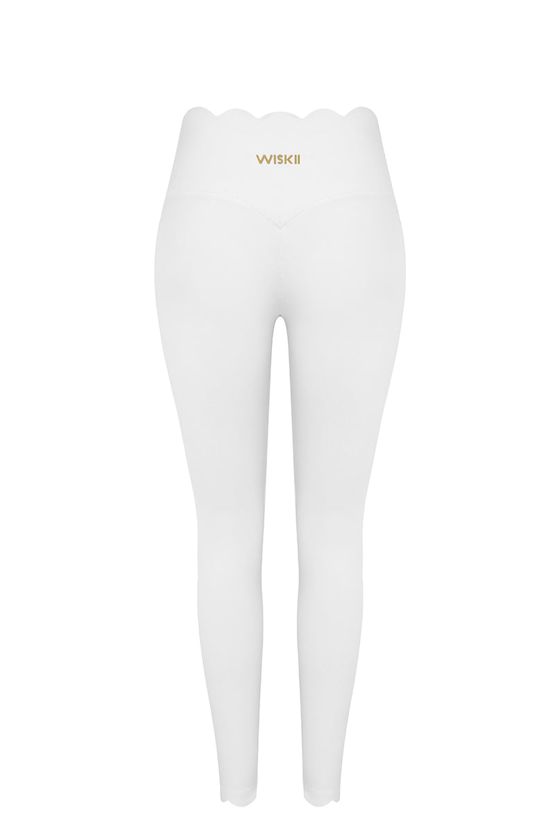 High-Waist Scallop Scrunch Legging