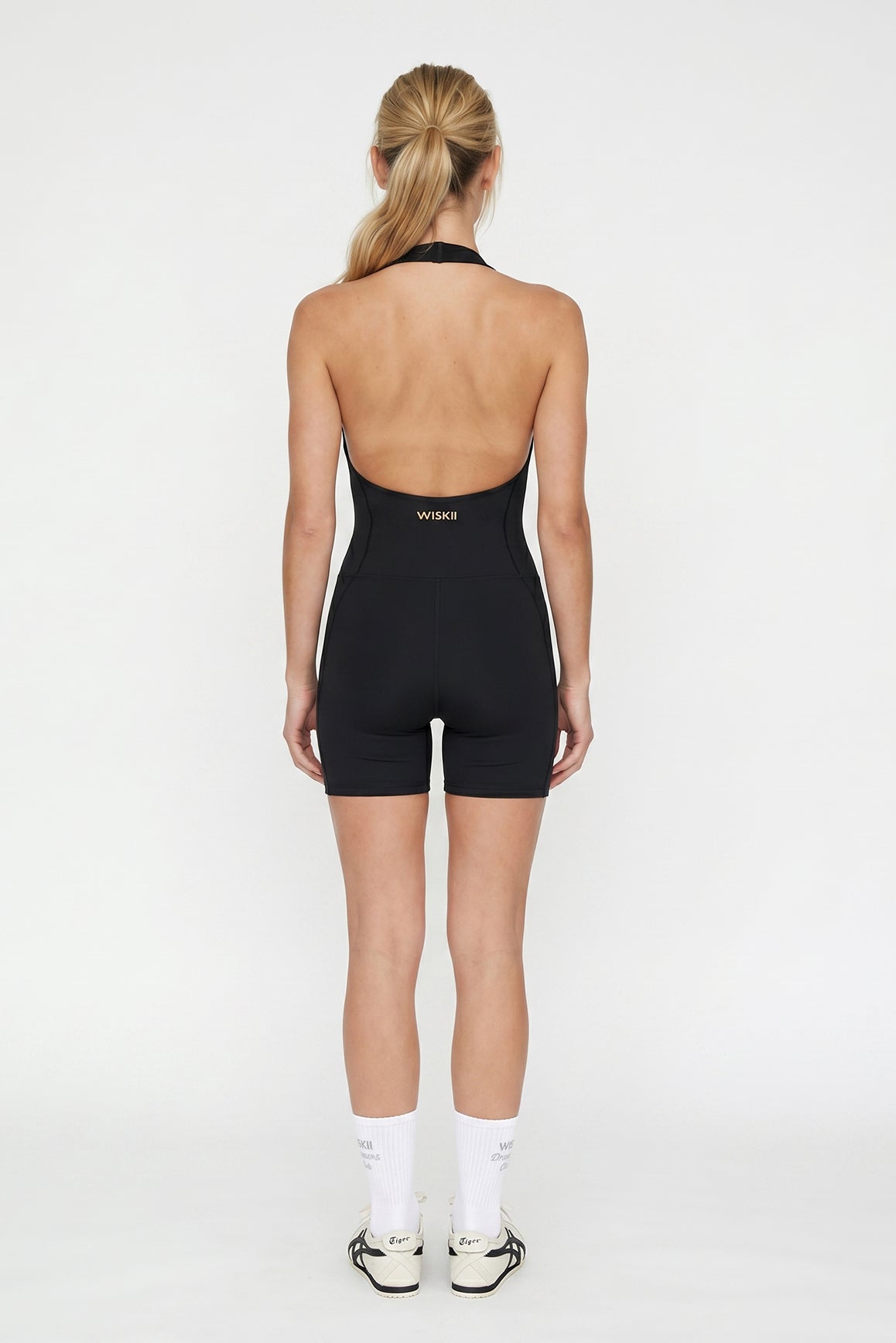 <tc>Strapless Floral Bra
</tc>