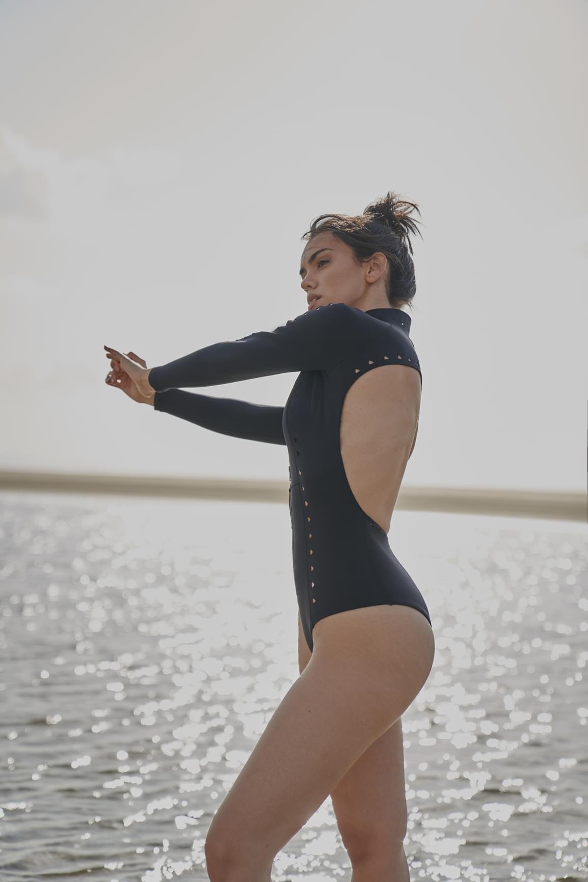 Long Sleeve Open Back Laser Cut Surfsuit - WISKIIWS270blackS
