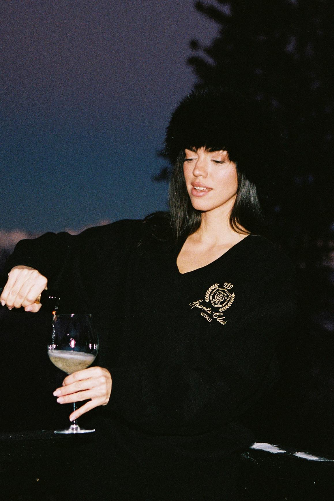 Retro Warm V-Neck Sweatshirt - WISKIIWS540blackS/M